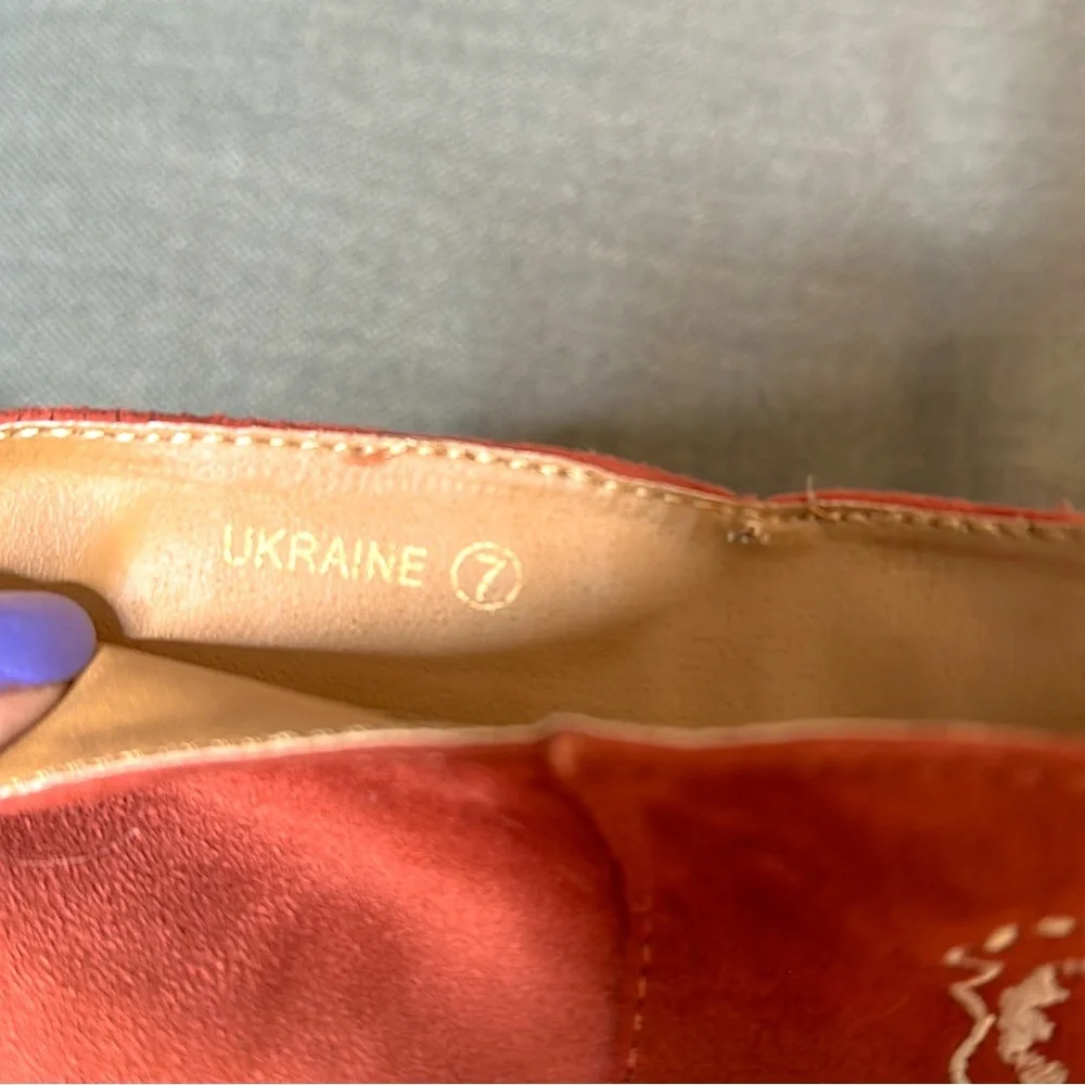 Kala Vella Rust Red Embroidered Suede Knee-High Heeled Boots - Picture 10 of 12